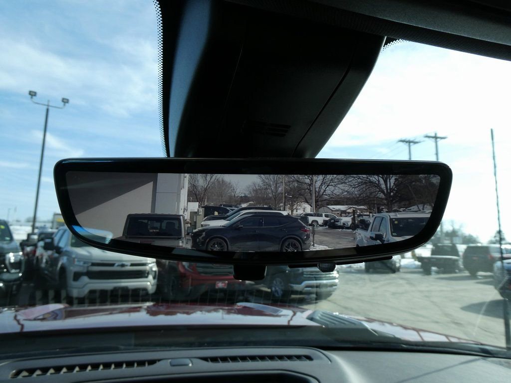 Certified 2022 Chevrolet Silverado 2500 LTZ w/ LTZ Premium Package image 32