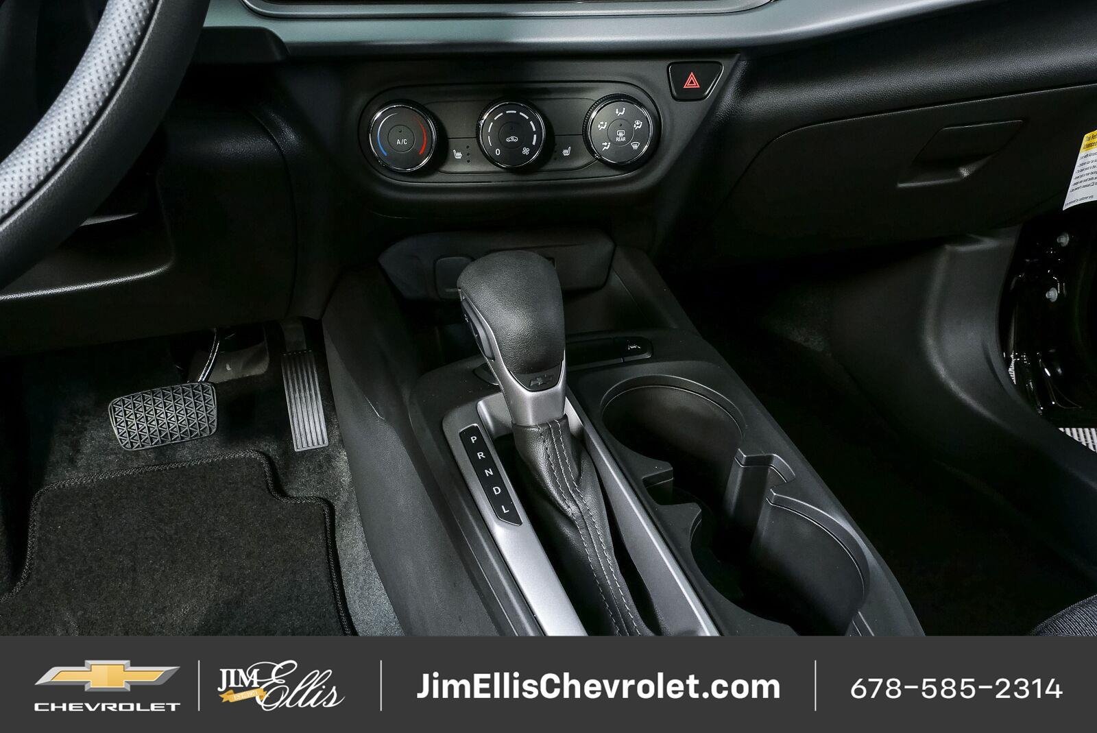 New 2026 Chevrolet Trax LS w/ LS Convenience Package FWD image 16