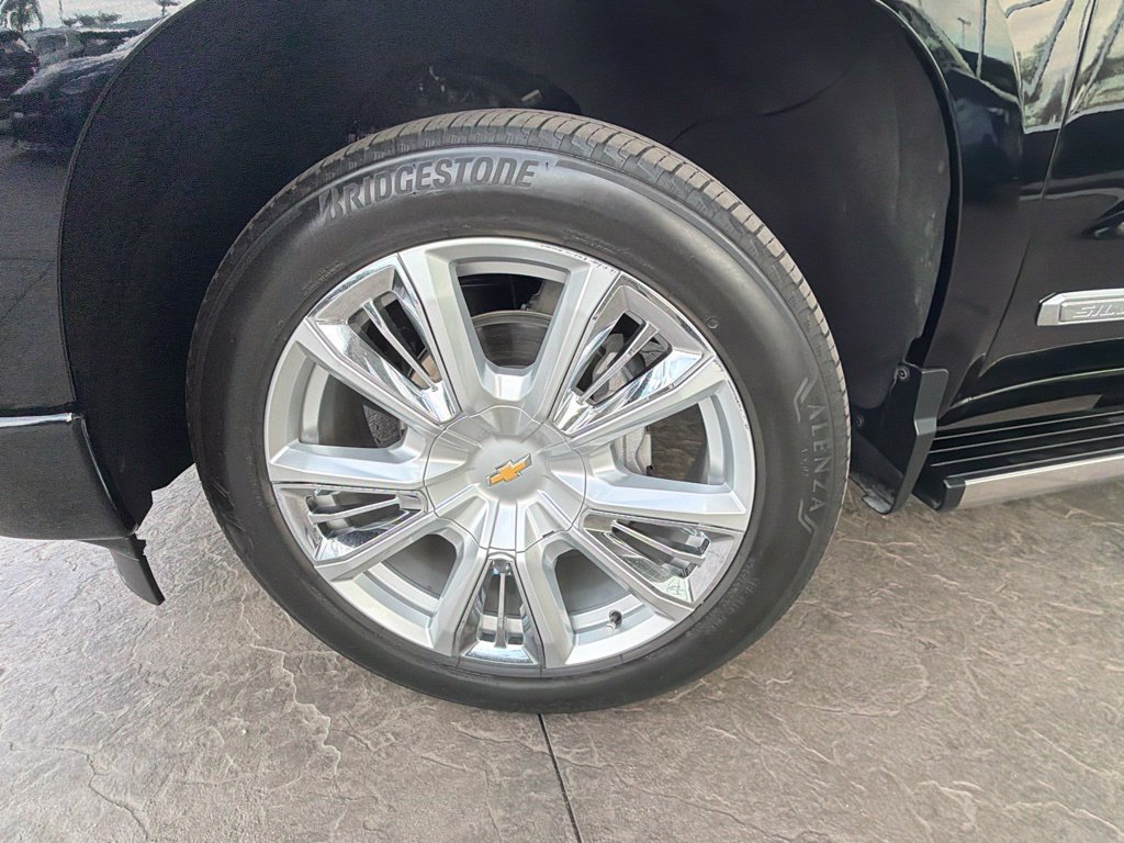 Used 2023 Chevrolet Silverado 1500 High Country RWD image 5