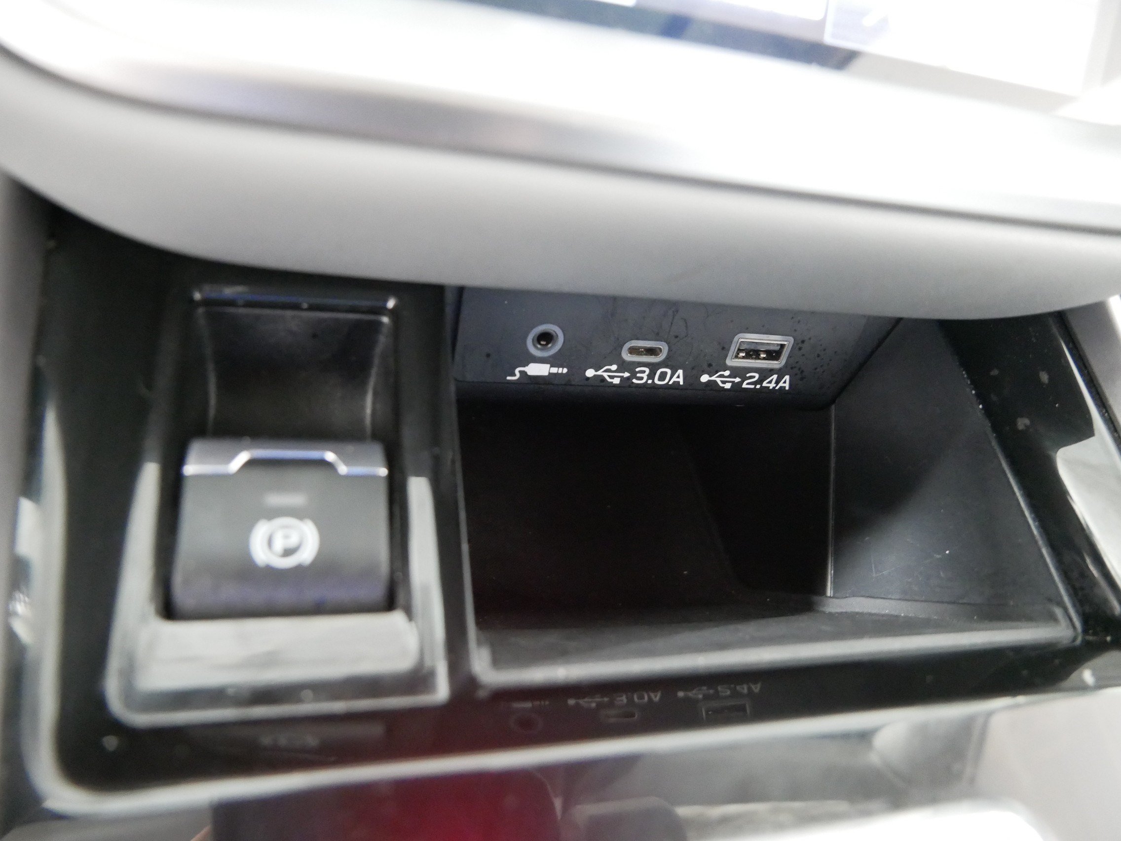 Used 2024 Subaru Legacy Limited AWD/4WD image 30
