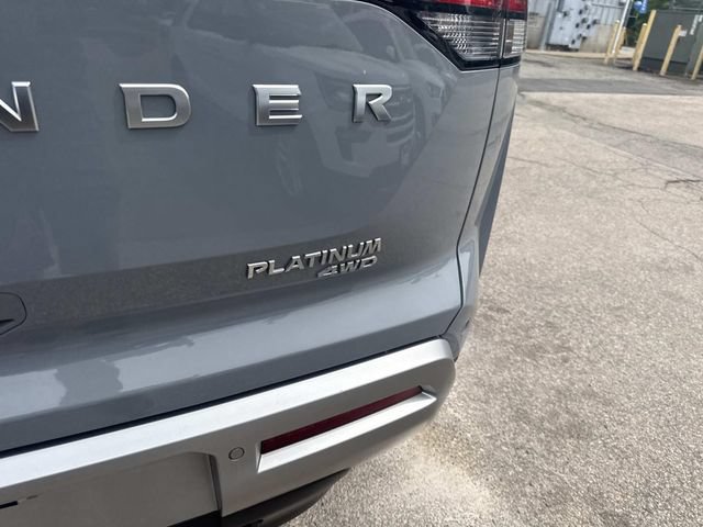 Used 2024 Nissan Pathfinder Platinum w/ Cargo Package AWD/4WD image 7