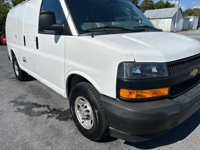 Used 2020 Chevrolet Express 2500 w/ Driver Convenience Package RWD image 6