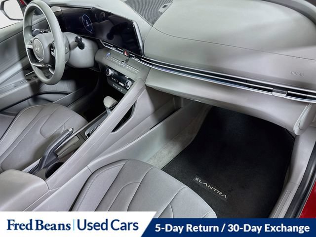 Used 2024 Hyundai Elantra SEL FWD image 33
