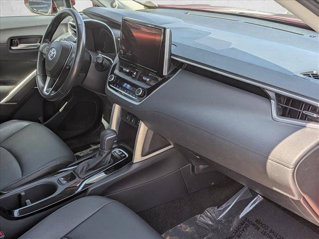 Used 2023 Toyota Corolla Cross XLE w/ Convenience Package AWD/4WD image 22