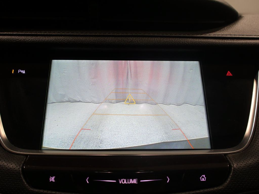 Used 2018 Cadillac XT5 Luxury w/ Driver Awareness Package AWD/4WD image 29
