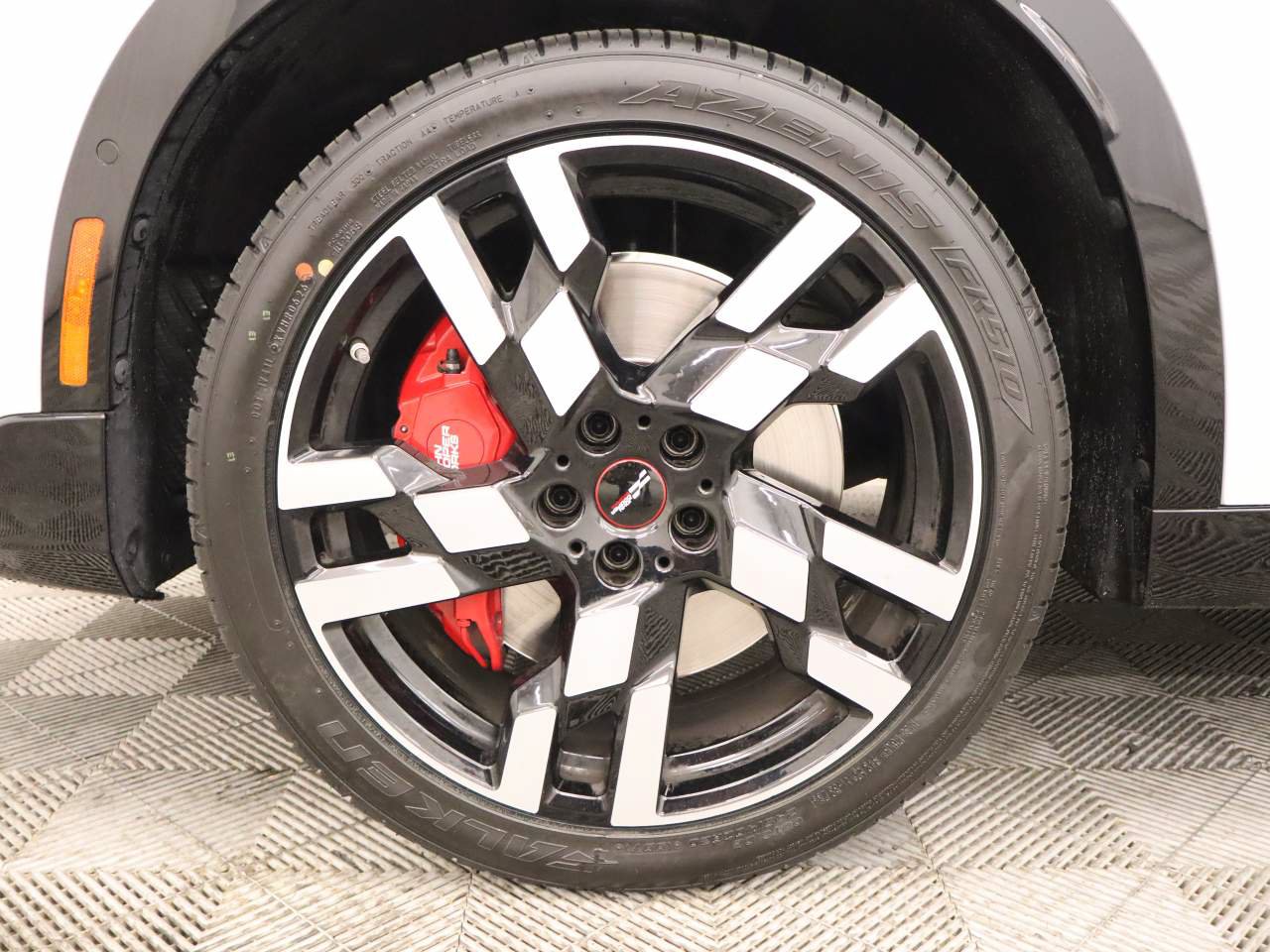 Used 2025 MINI Cooper Countryman John Cooper Works w/ Comfort Package Max AWD/4WD image 6