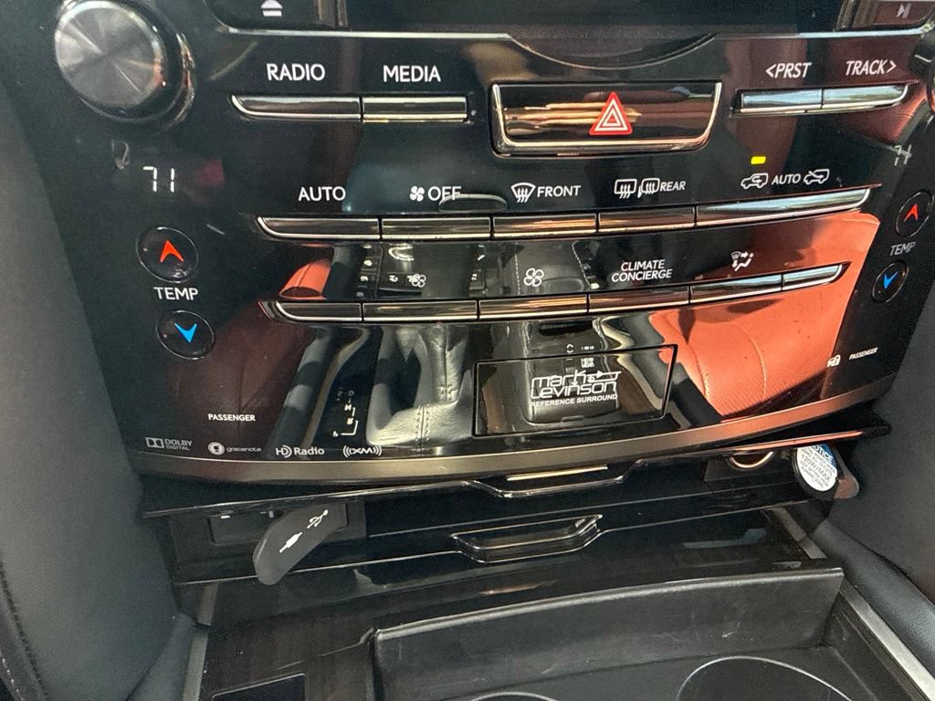 Used 2018 Lexus LX 570 4WD w/ Luxury Package image 16