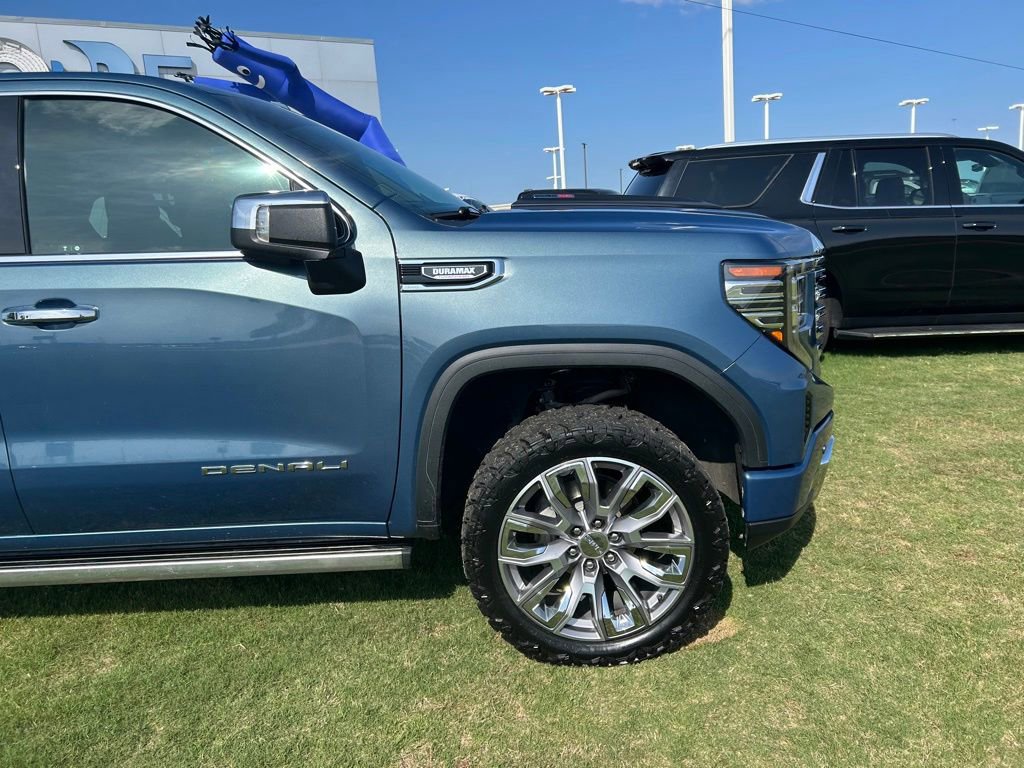 Used 2024 GMC Sierra 1500 Denali w/ Denali Reserve Package AWD/4WD image 2