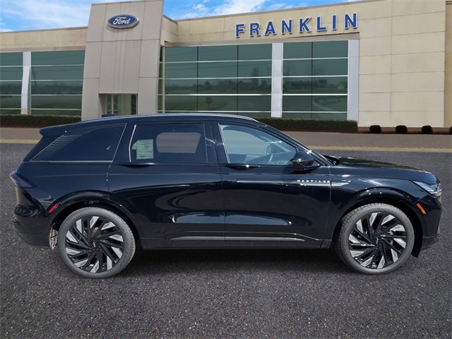 New 2025 Lincoln Nautilus Reserve w/ Jet Appearance Package image 8