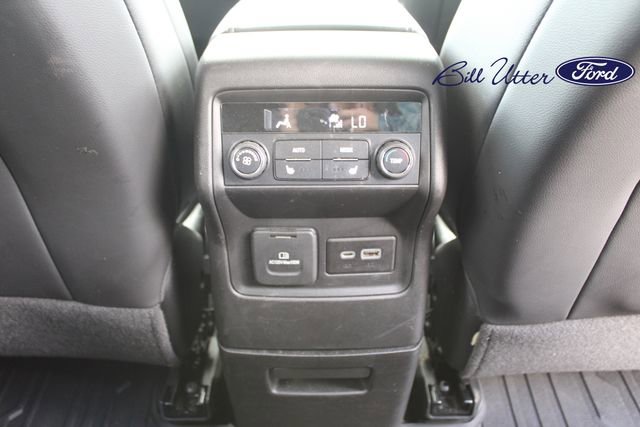 Used 2023 GMC Acadia SLT w/ Elevation Edition AWD/4WD image 16