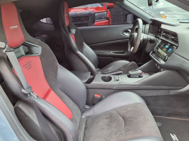 Used 2024 Nissan Z NISMO w/ Floor Mat Package RWD image 20