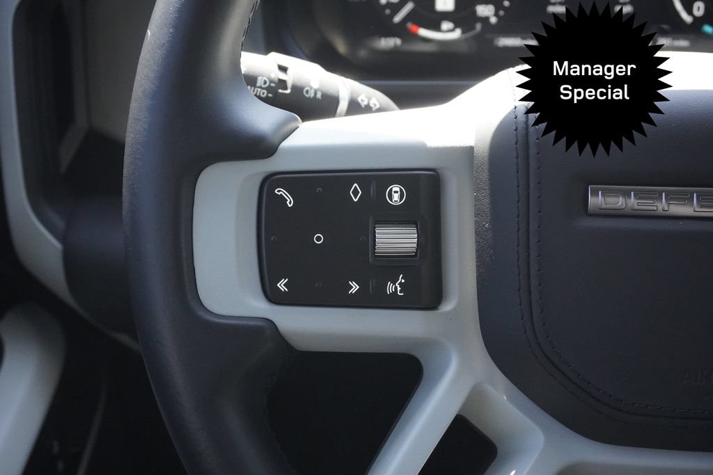 Used 2024 Land Rover Defender 110 SE AWD/4WD image 12