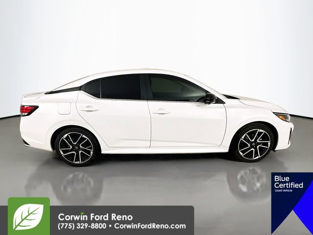Used 2025 Nissan Sentra SR w/ SR Premium Package image 11