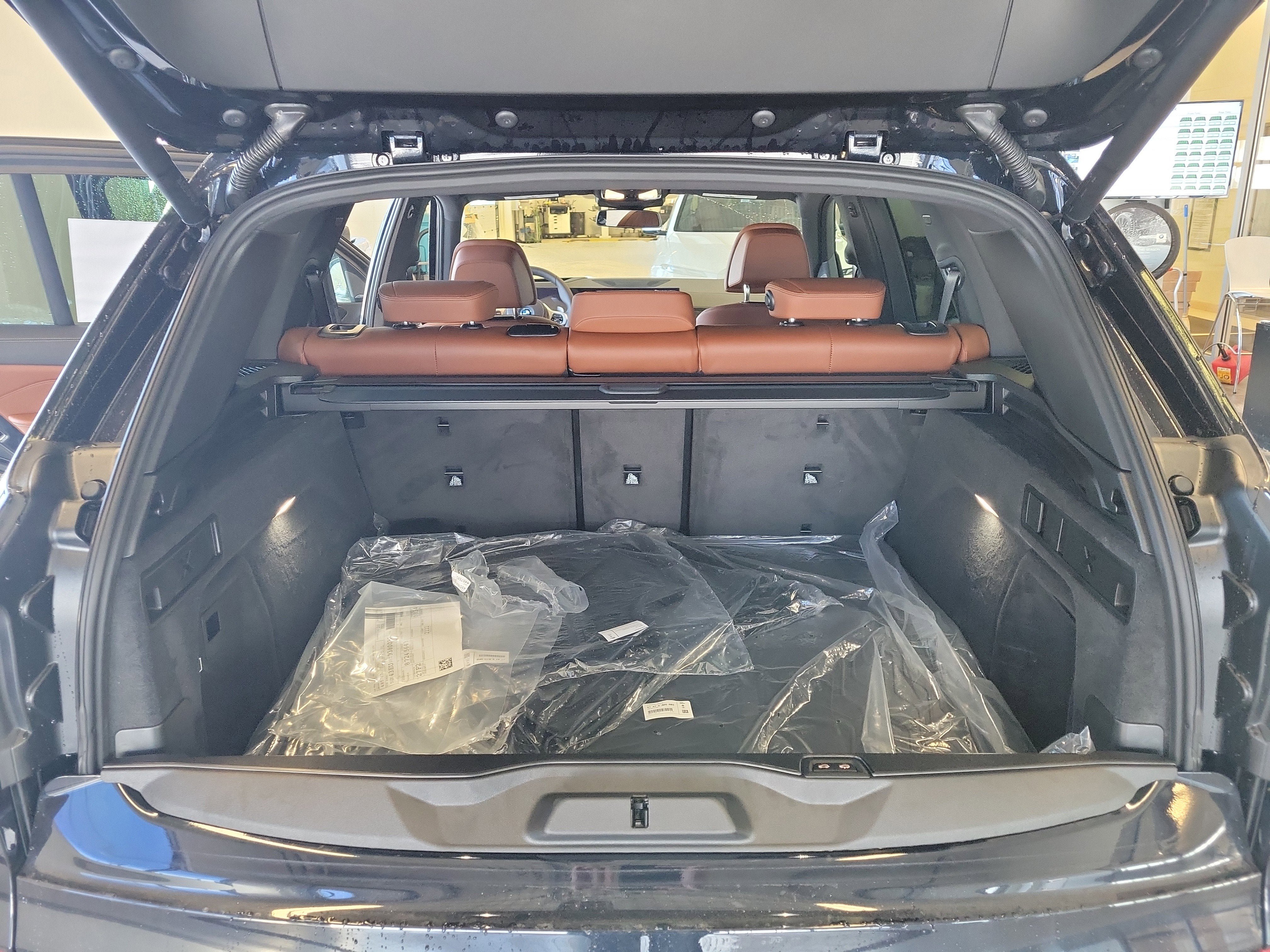 New 2026 BMW X5 xDrive50e AWD/4WD image 16