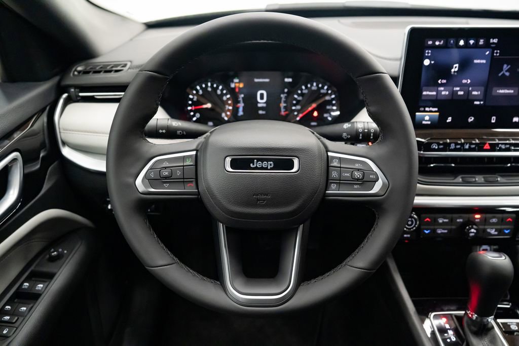 New 2026 Jeep Compass Limited image 14