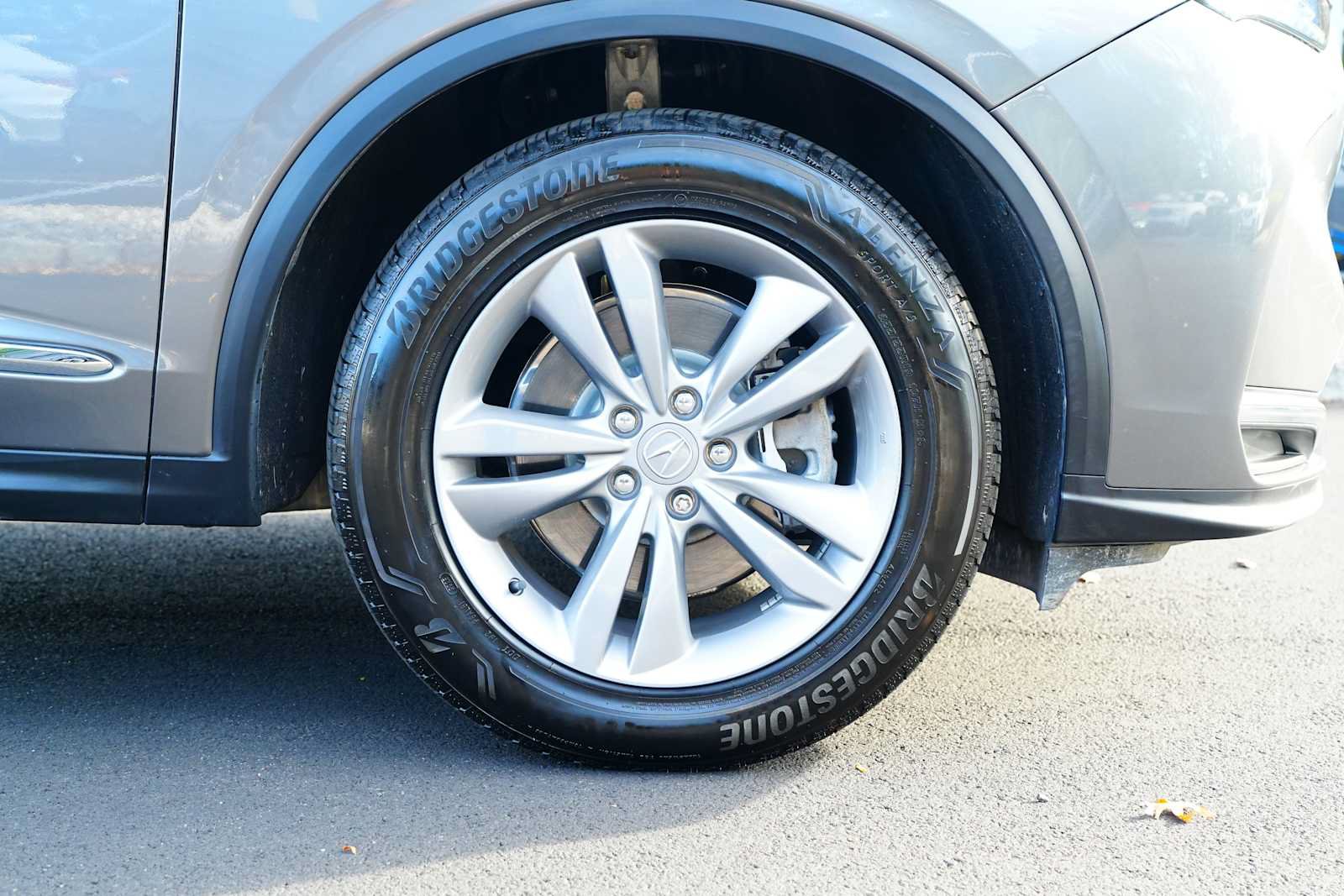 Used 2026 Acura MDX SH-AWD image 9