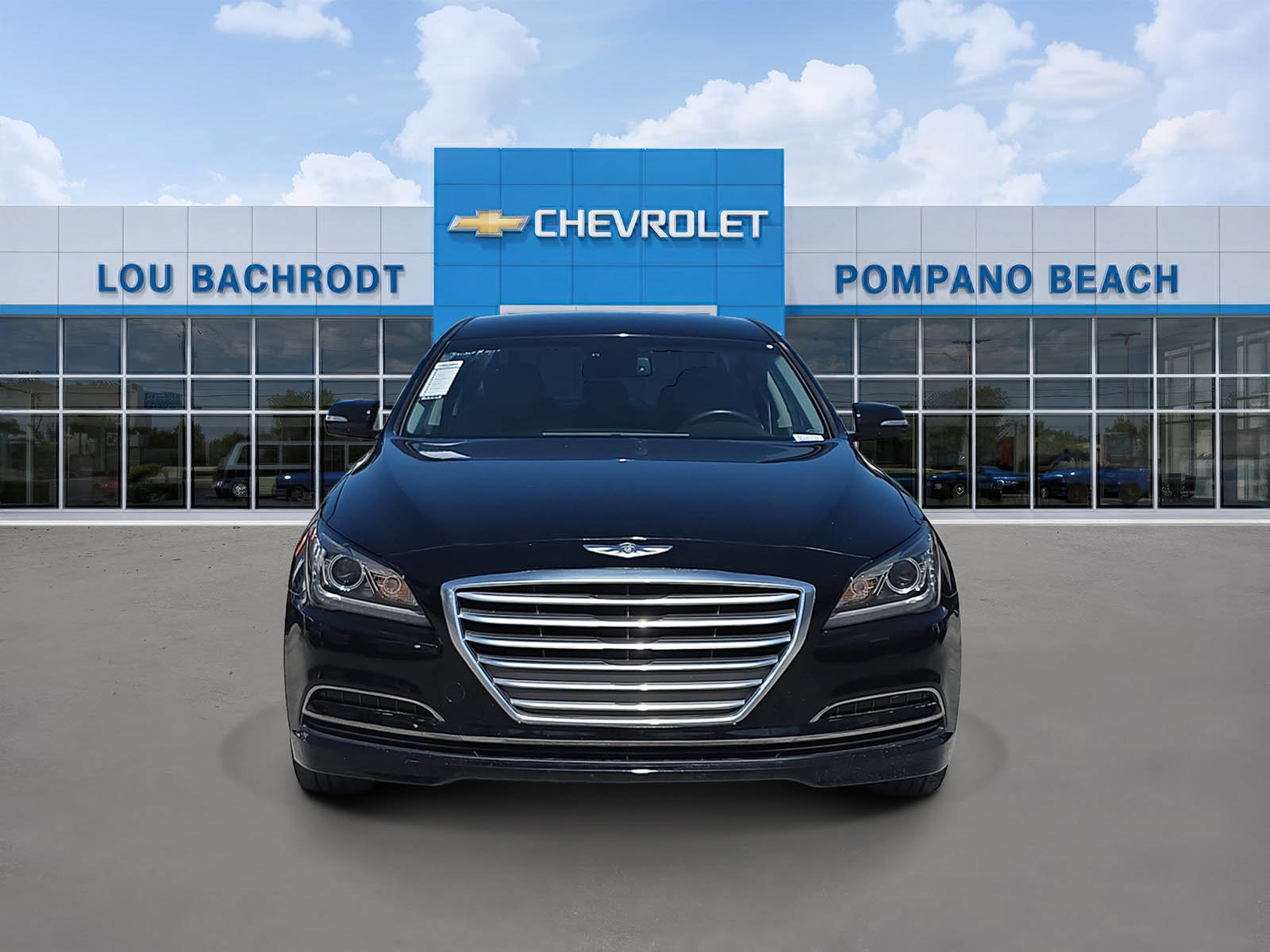 Used 2016 Hyundai Genesis 3.8 RWD image 2