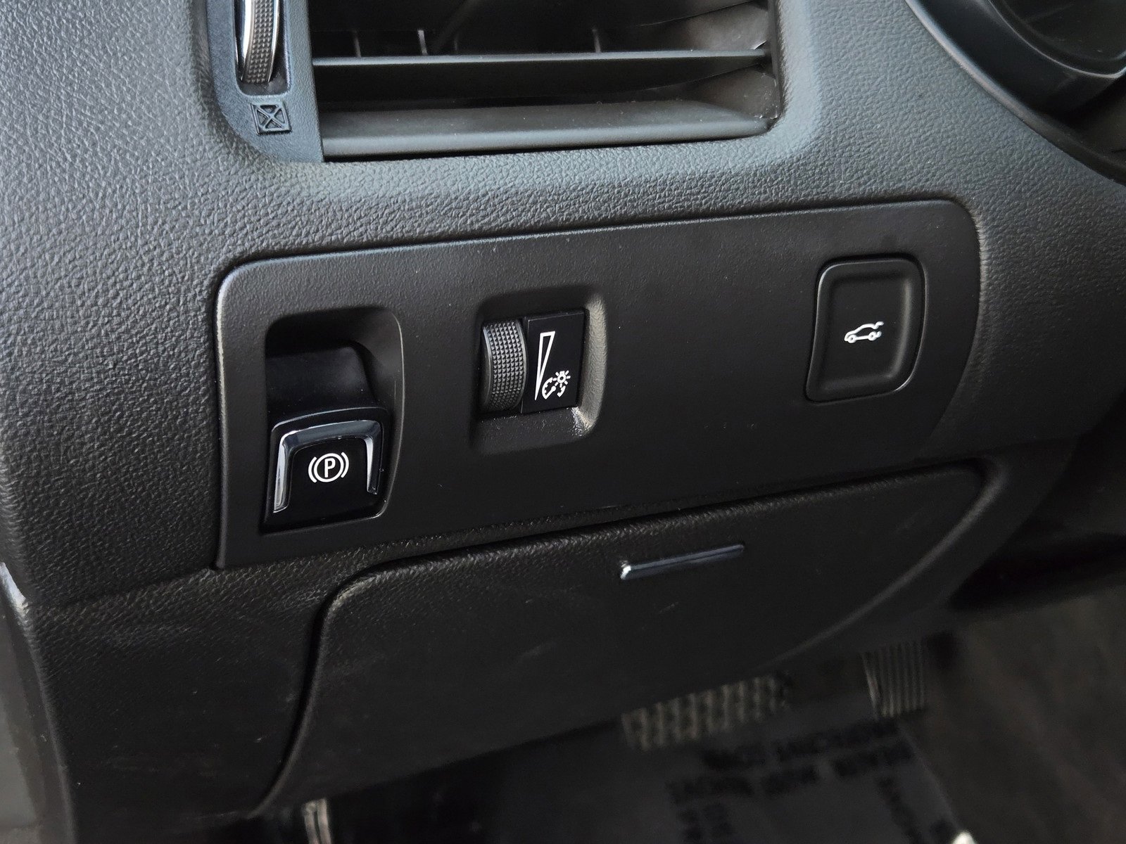 Used 2020 Chevrolet Impala LT image 16