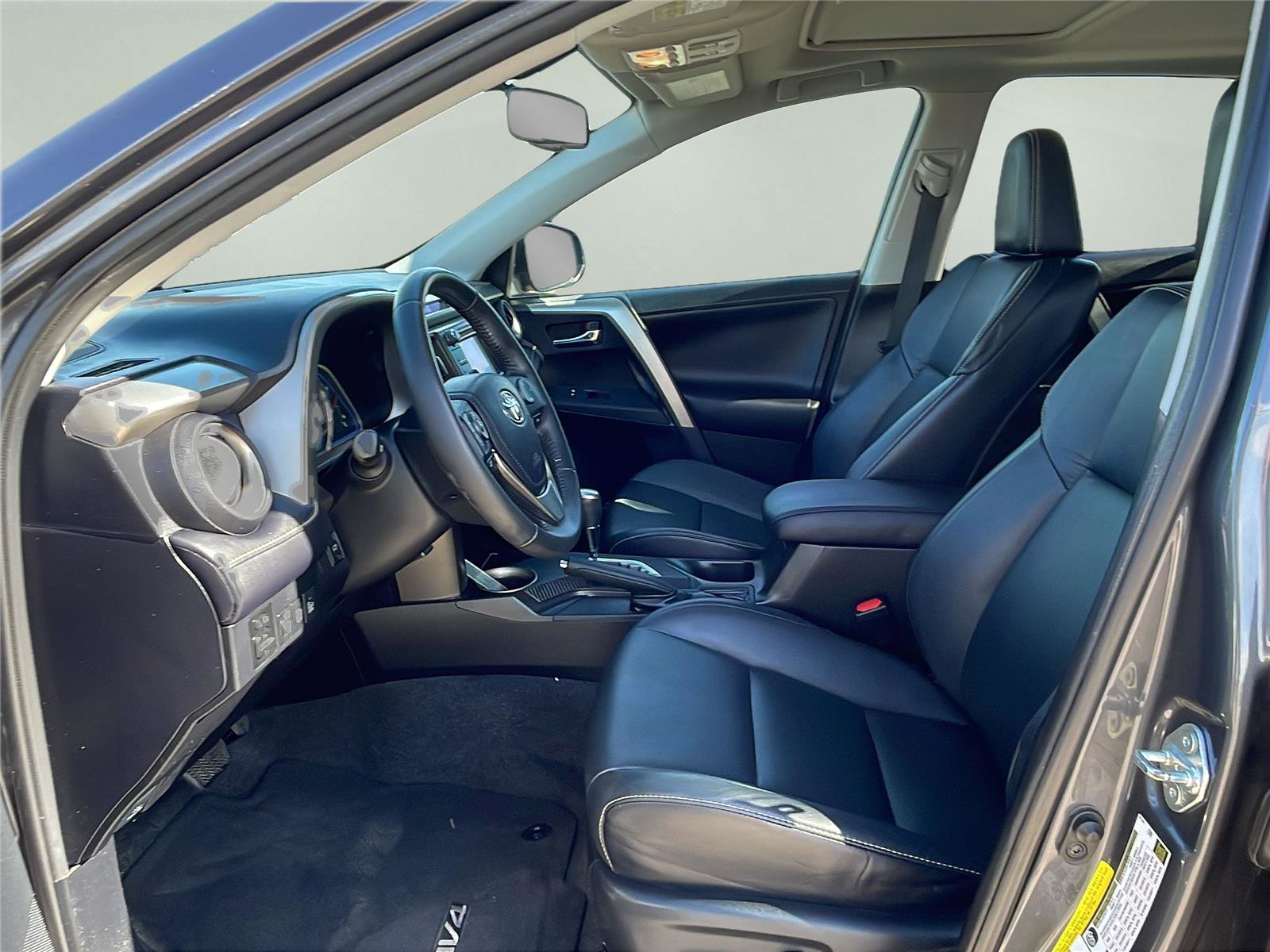 Used 2013 Toyota RAV4 Limited image 21