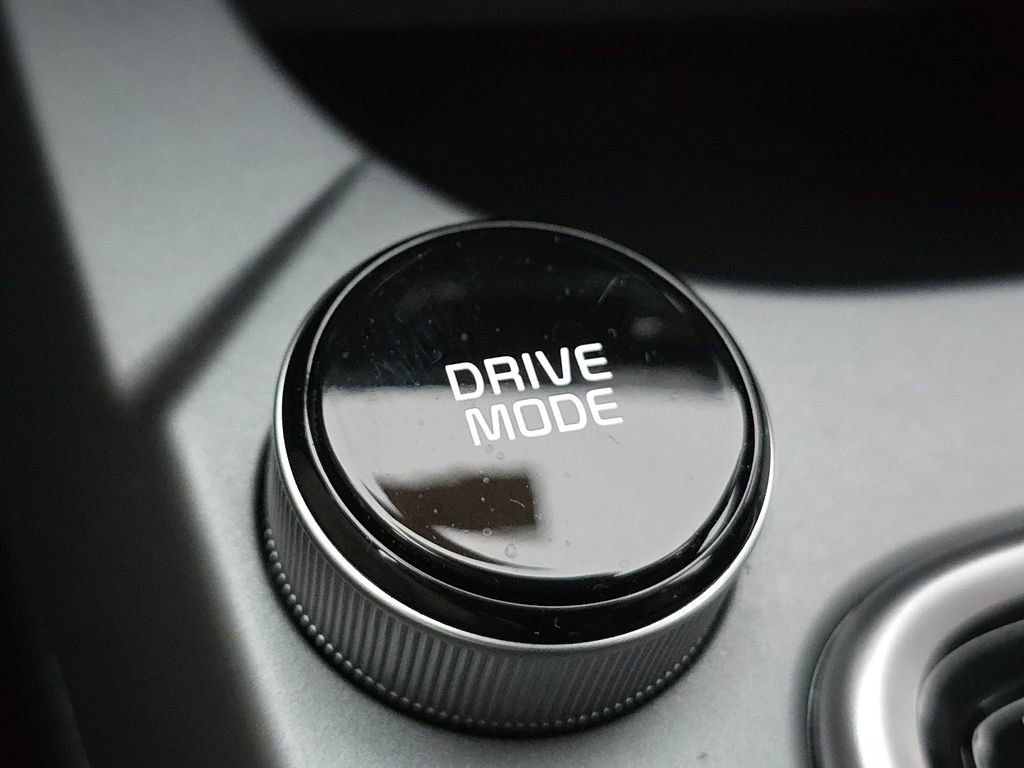 Used 2024 Kia Seltos LX image 4