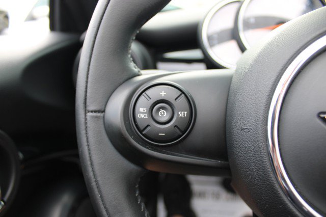 Used 2019 MINI Cooper Convertible FWD image 28