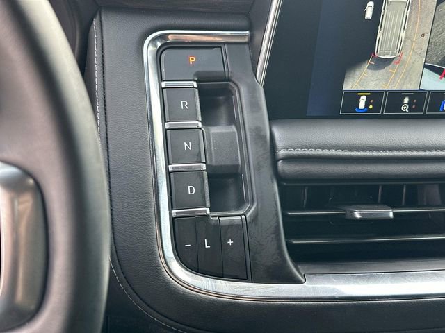 Used 2024 Chevrolet Tahoe Z71 w/ Luxury Package image 15