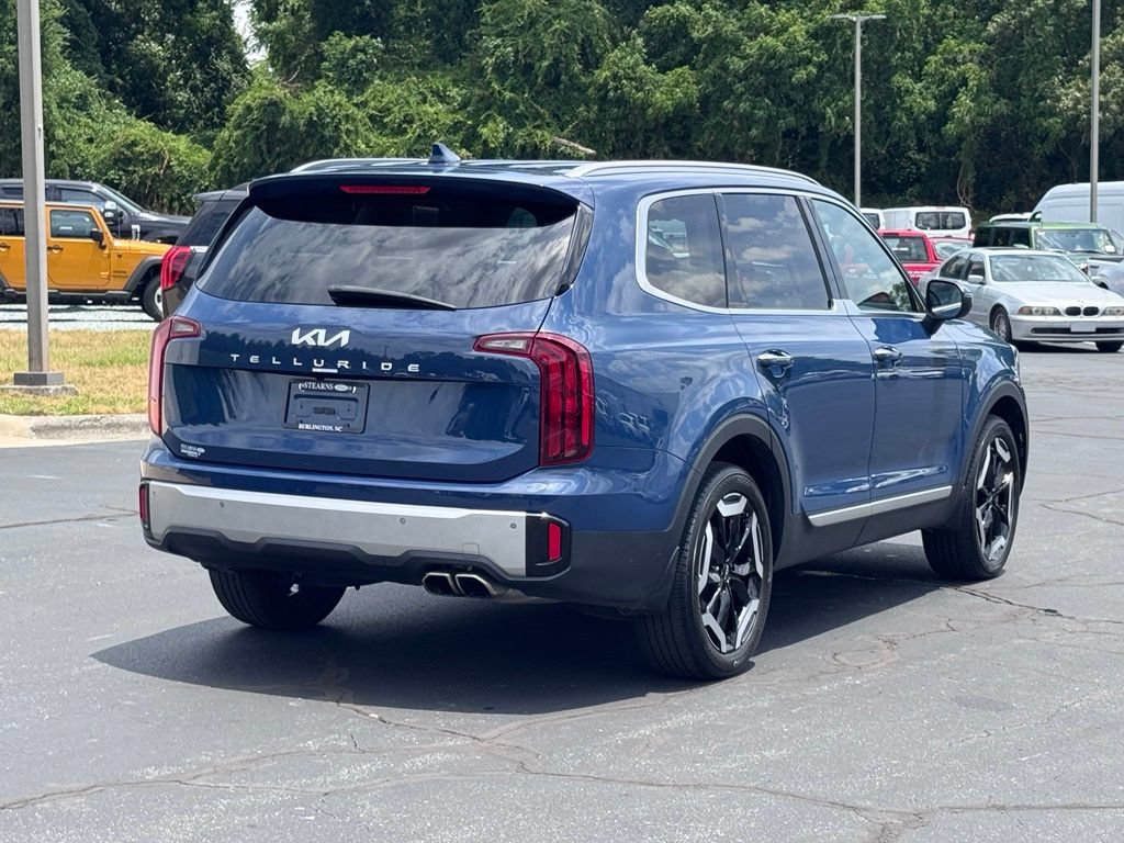 Used 2024 Kia Telluride S w/ S Sunroof Package FWD image 18