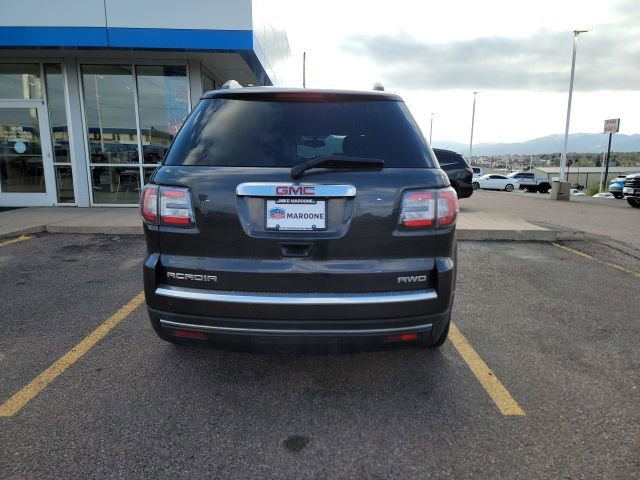 Used 2015 GMC Acadia SLE image 6