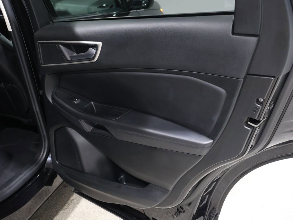 Used 2024 Ford Edge SEL image 22