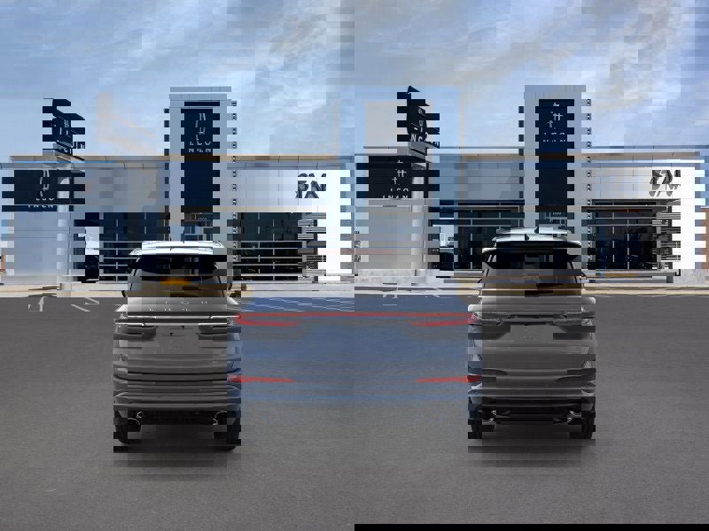 New 2026 Lincoln Corsair Premiere image 5