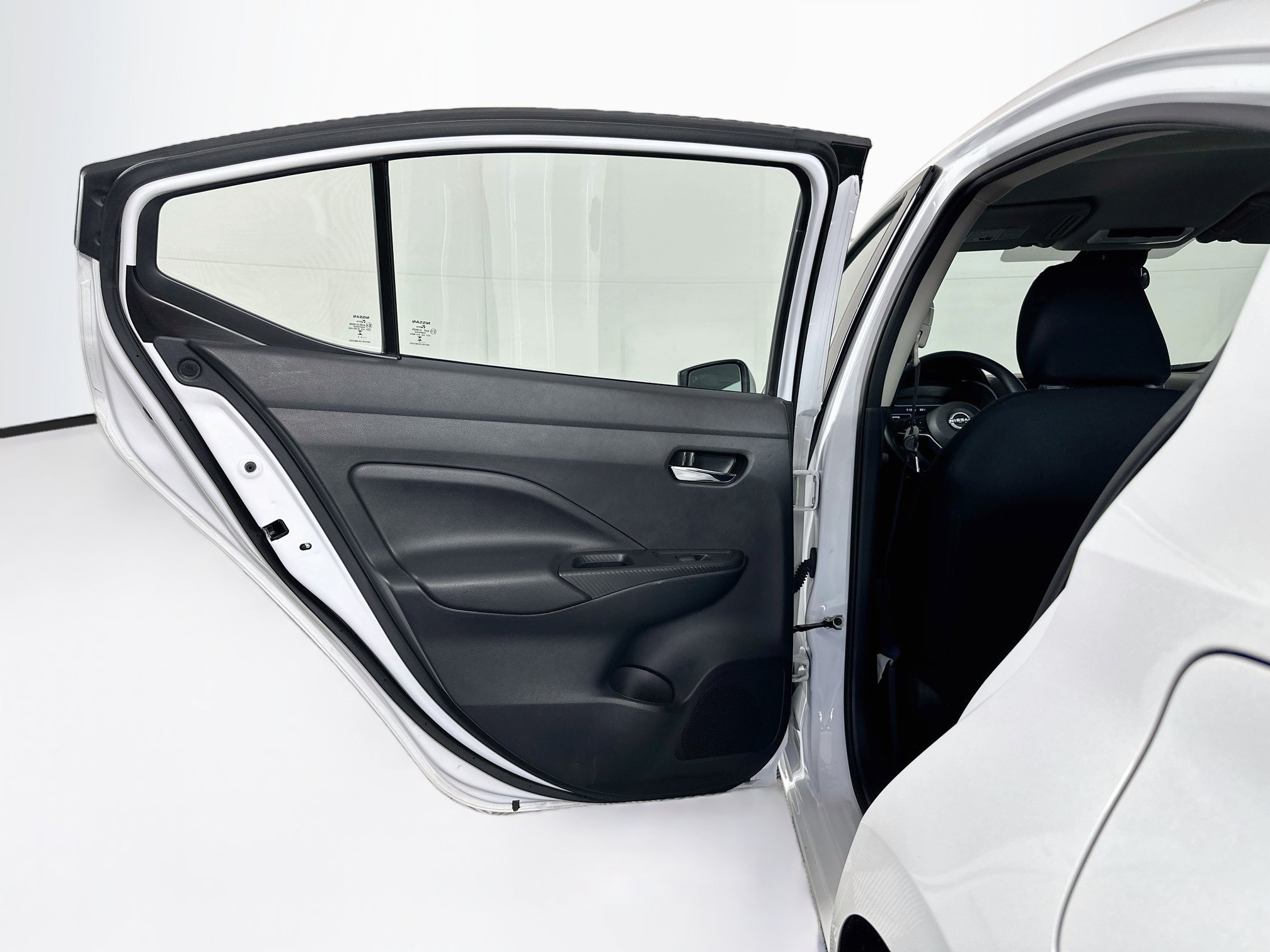 Used 2025 Nissan Versa SV w/ Trunk Package FWD image 25