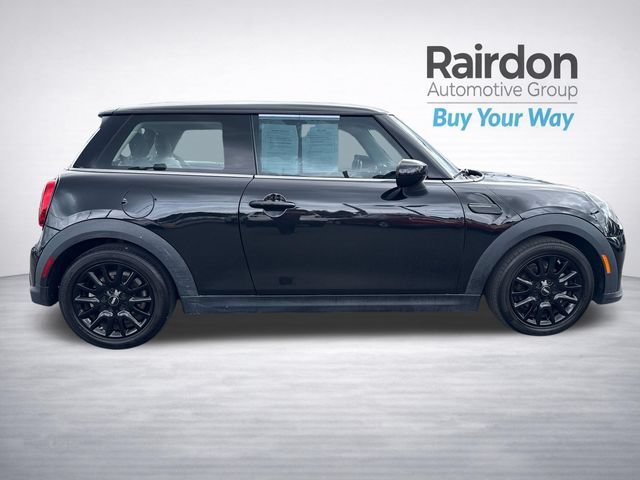 Used 2022 MINI Cooper 2-Door Hardtop FWD image 8