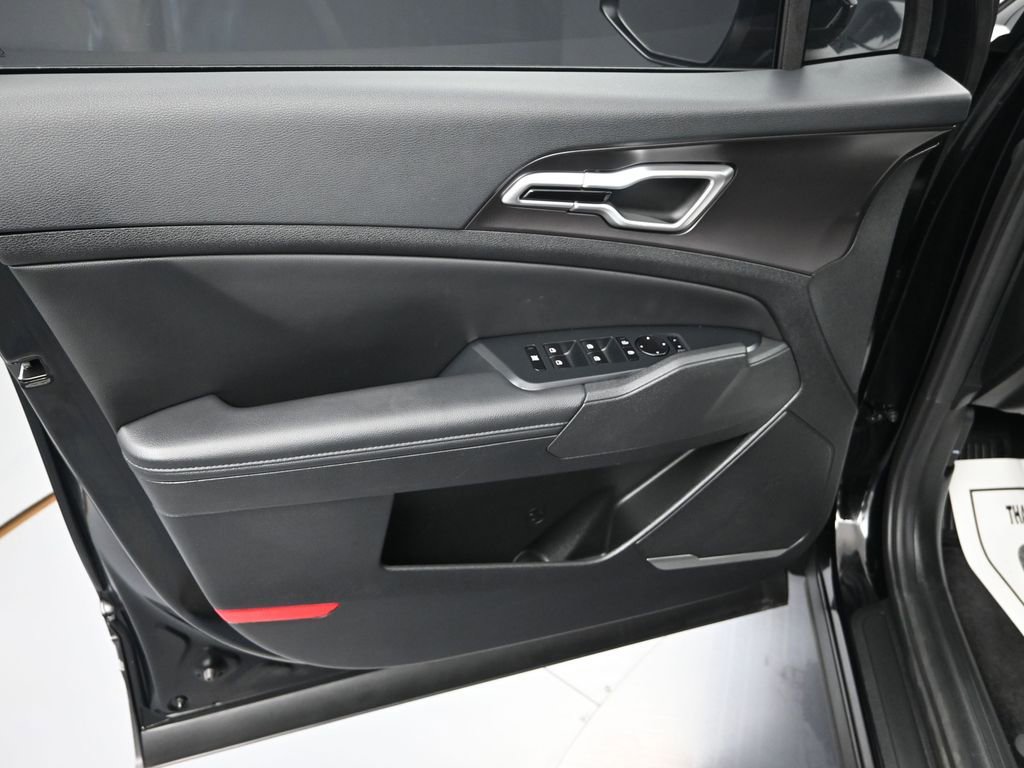 Used 2026 Kia Sportage EX image 10
