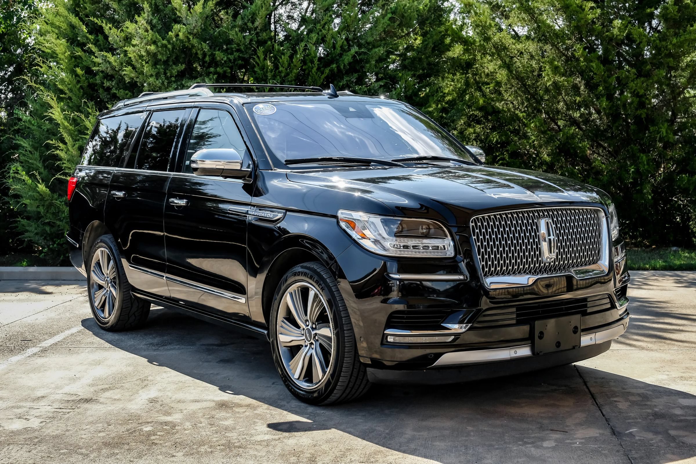 Used 2019 Lincoln Navigator Black Label w/ Cargo Package AWD/4WD image 7