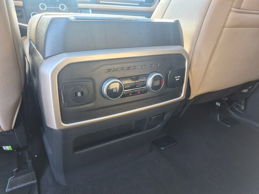 Used 2024 Ford Expedition Max Limited image 23