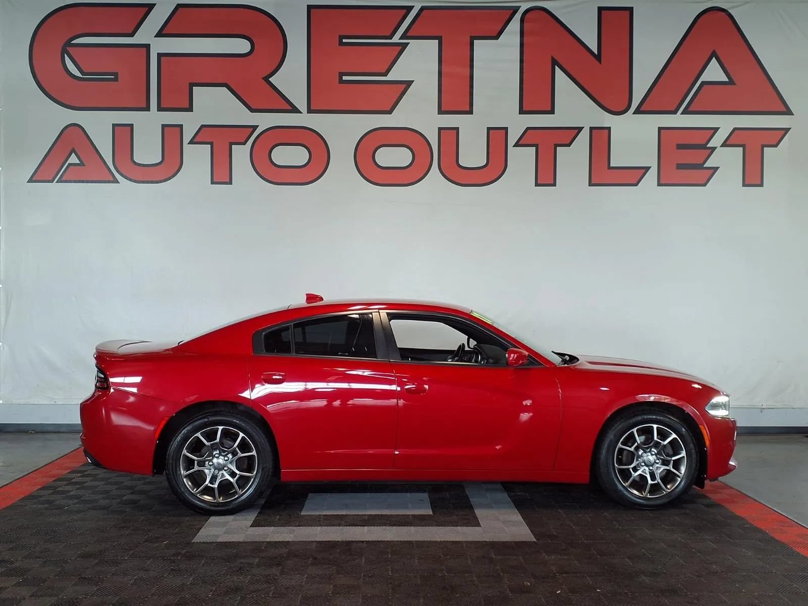 Used 2017 Dodge Charger SXT w/ AWD Plus Group image 1