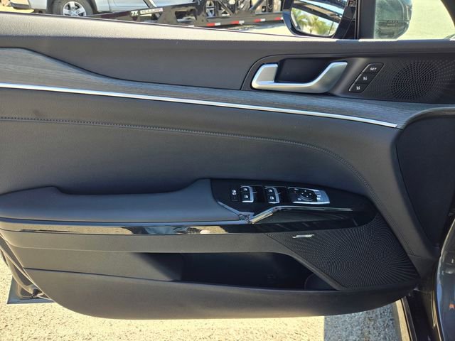 Used 2025 Kia K5 EX image 17
