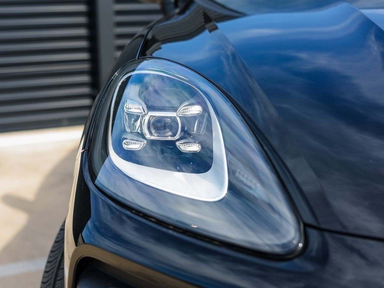 Certified 2023 Porsche Cayenne image 13