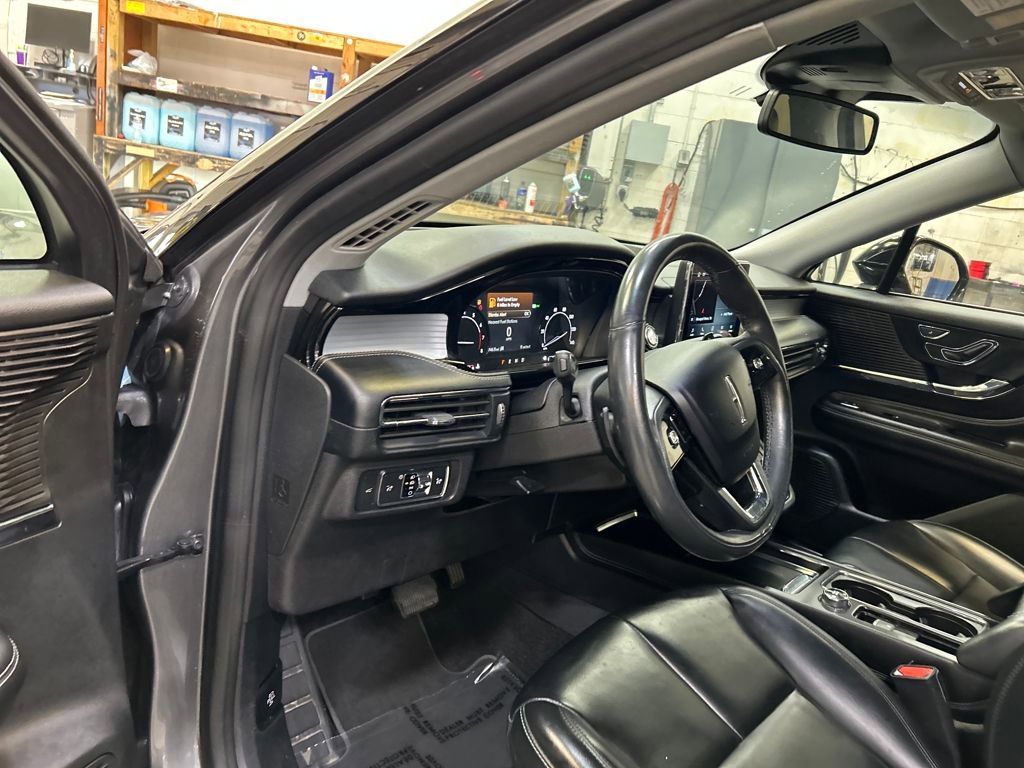 Used 2021 Lincoln Corsair FWD w/ Convenience Package image 24