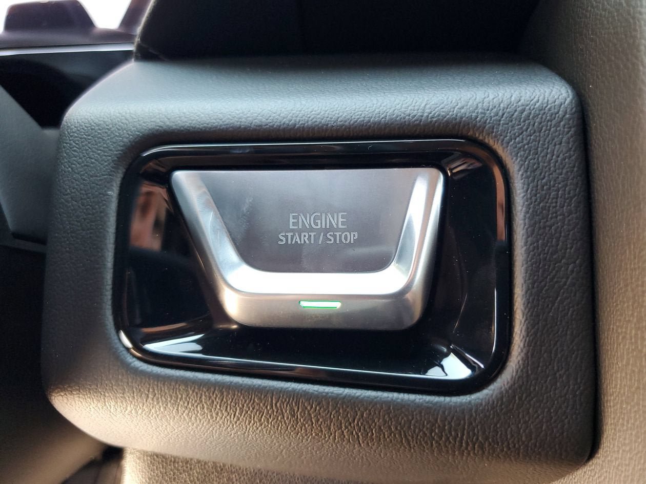 New 2026 GMC Yukon XL Denali w/ Denali Reserve Package AWD/4WD image 24