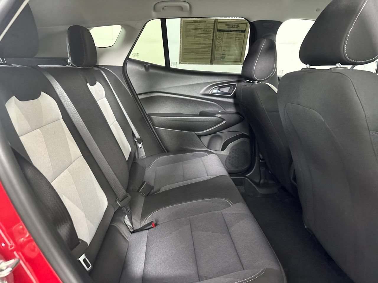 Used 2026 Chevrolet Trax LS FWD image 27