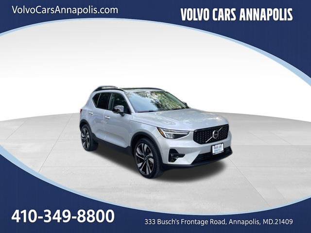 Certified 2023 Volvo XC40 B5 Plus w/ Protection Package Premier