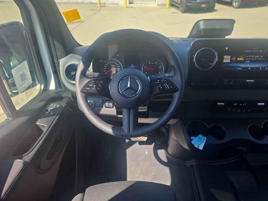 New 2026 Mercedes-Benz Sprinter 2500 image 13