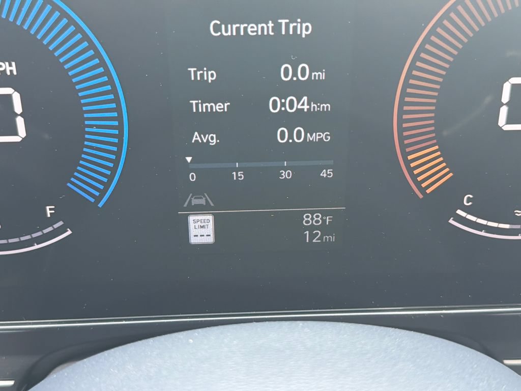New 2026 Hyundai Kona SEL Premium FWD image 21