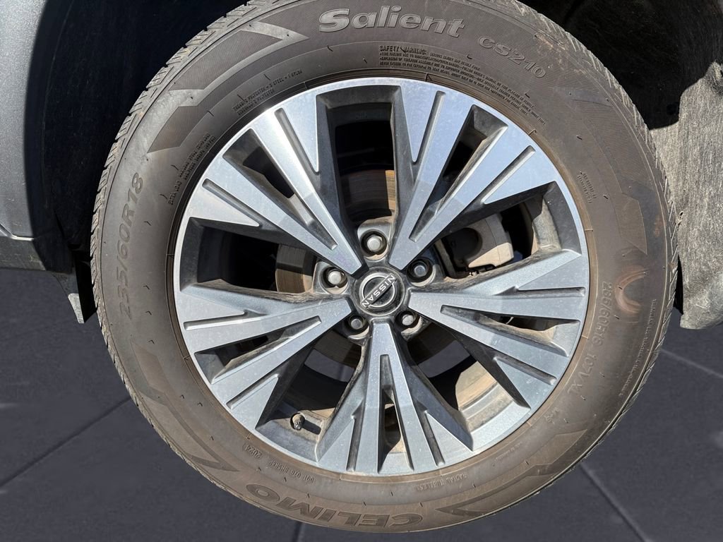 Used 2023 Nissan Rogue SV image 14