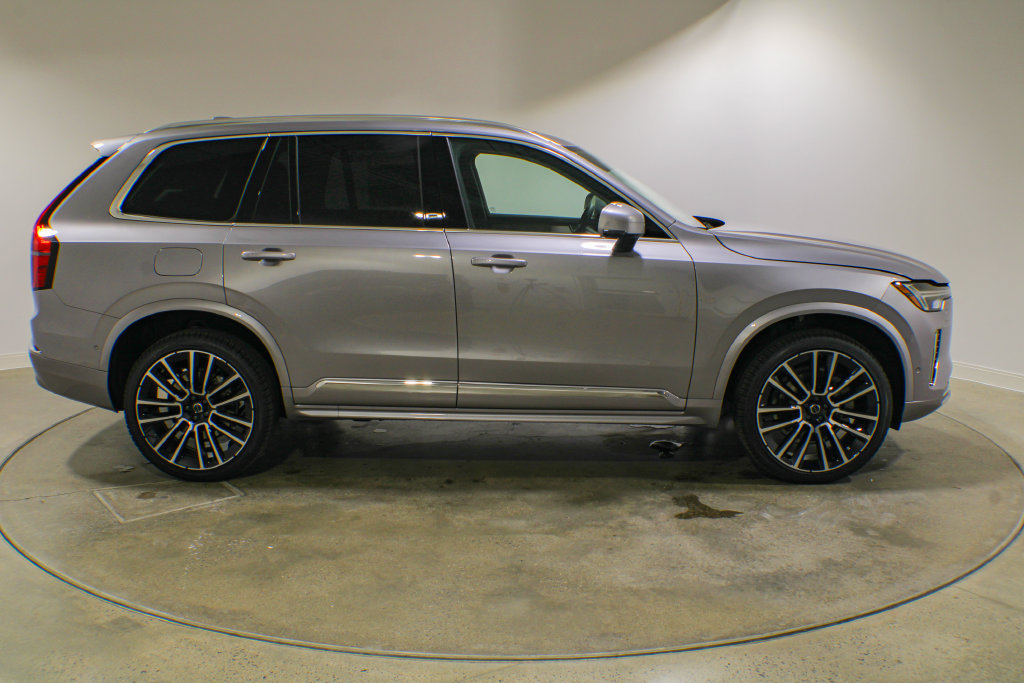 New 2026 Volvo XC90 B6 Plus w/ Protection Package AWD/4WD image 6