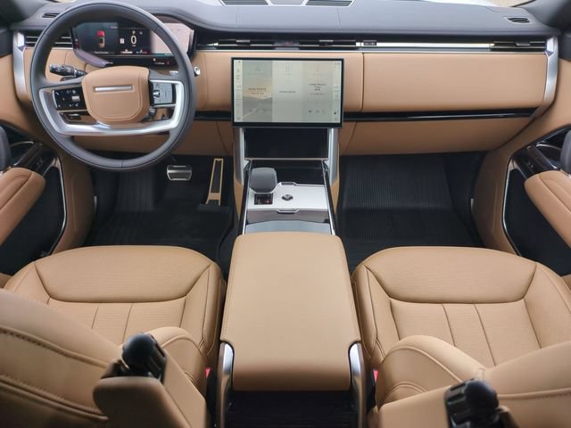 New 2026 Land Rover Range Rover Long Wheelbase SE AWD/4WD image 14