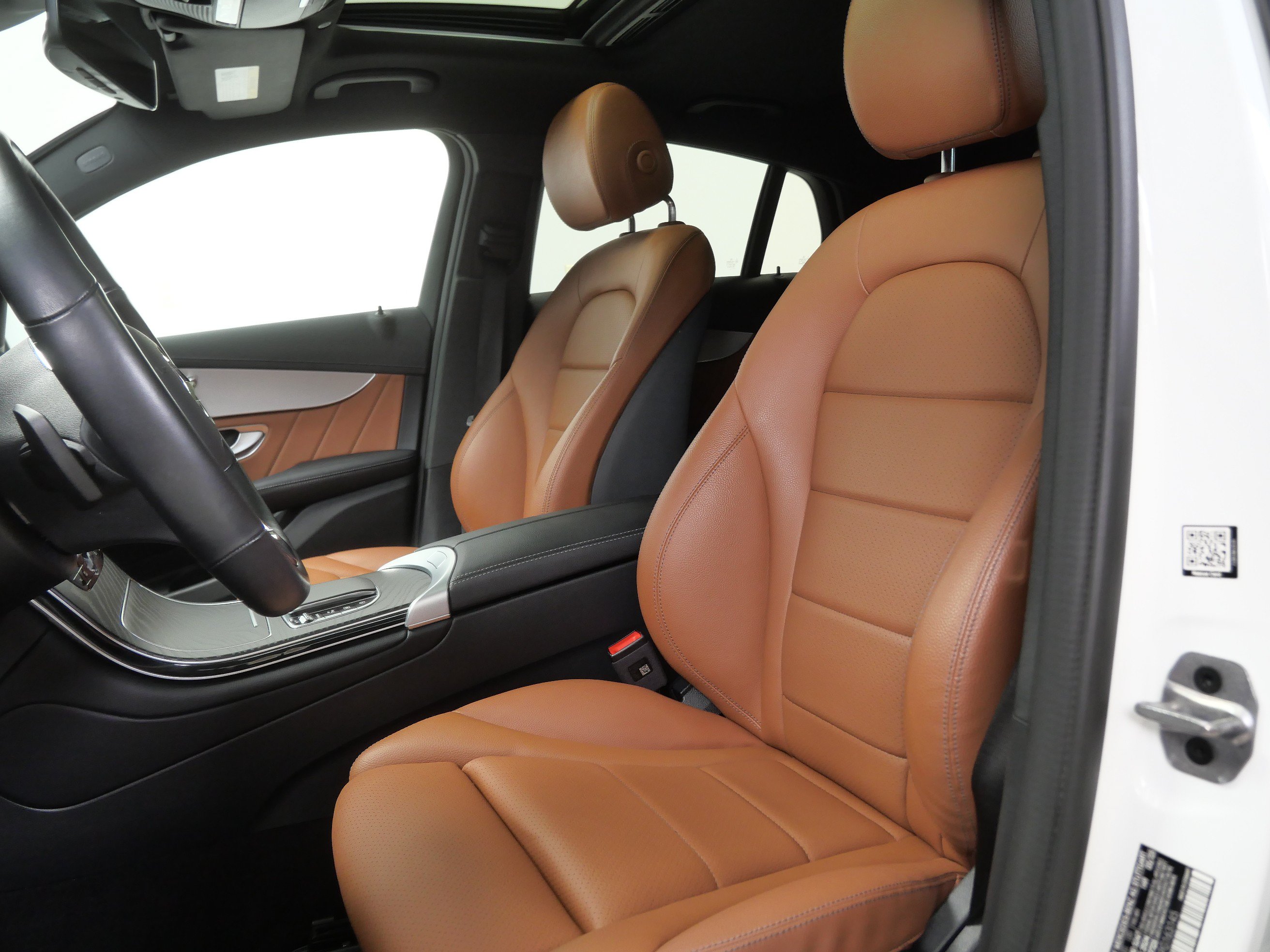 Certified 2023 Mercedes-Benz GLC 300 4MATIC Coupe image 15