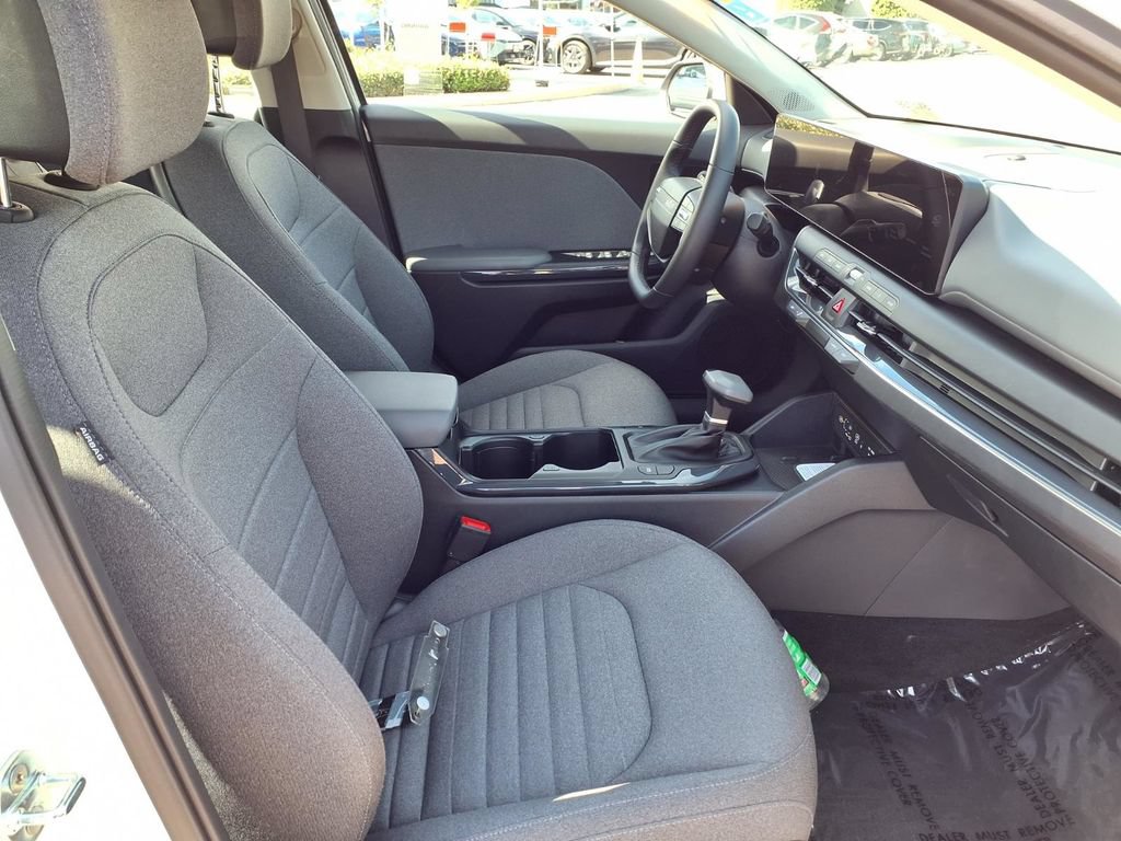Certified 2025 Kia K4 EX FWD image 19