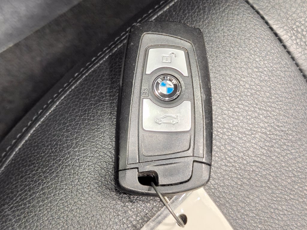 Used 2015 BMW 428i xDrive Convertible AWD/4WD image 13